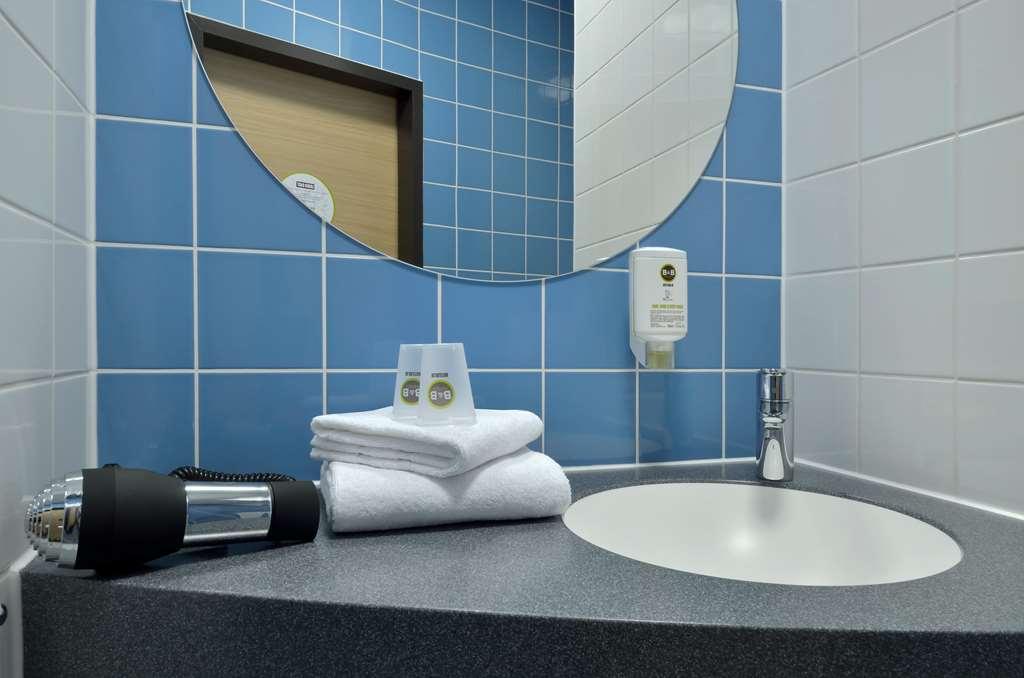 B&B Hotel Berlin-Charlottenburg Buitenkant foto