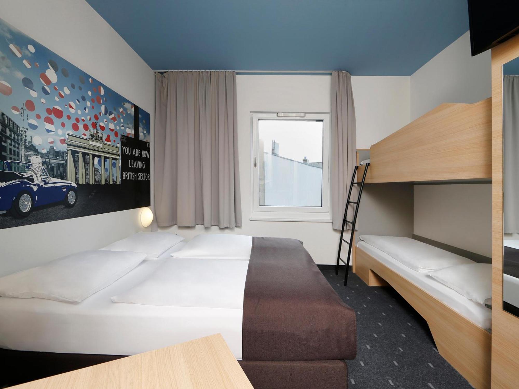 B&B Hotel Berlin-Charlottenburg Buitenkant foto