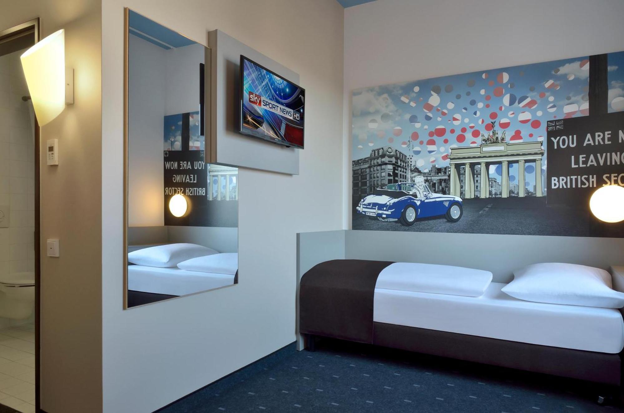 B&B Hotel Berlin-Charlottenburg Buitenkant foto